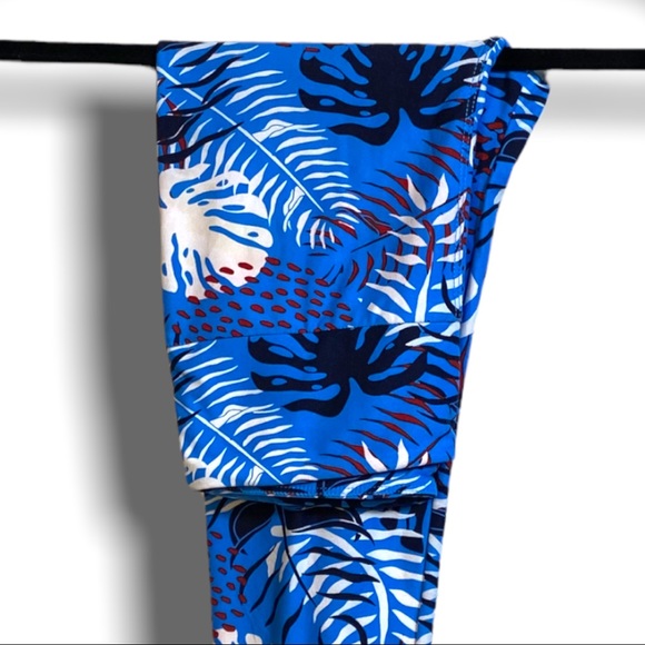 LULAROE funky one size super soft leggings blue tropical print cozy comfy - Picture 3 of 7